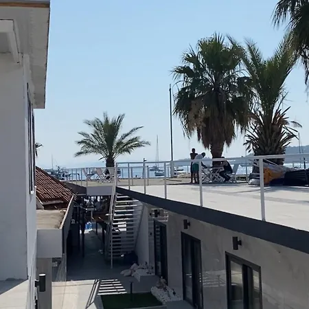 Melengeç Alojamento de Acomodação e Pequeno-almoço Golturkbuku