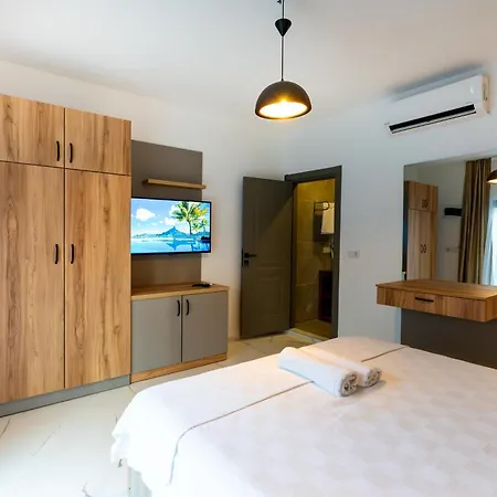 Melengec Bed & Breakfast 3*